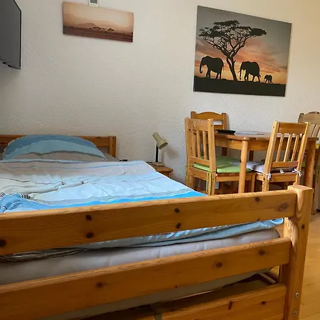 Проживание в семье Ferienzimmer Oelhaf In Gelb Self Check-in Mit Key-tresore